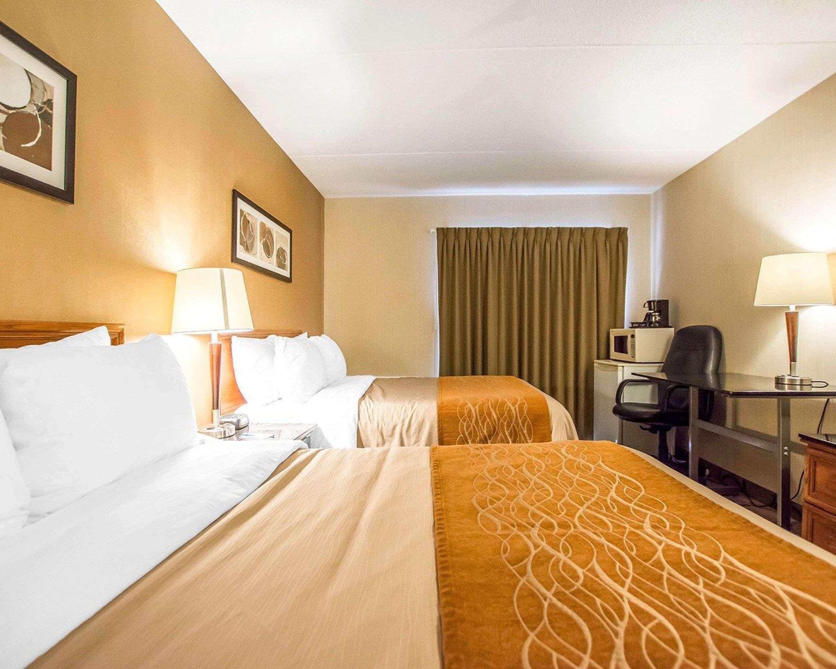 Comfort Inn Kirkland Lake Extérieur photo