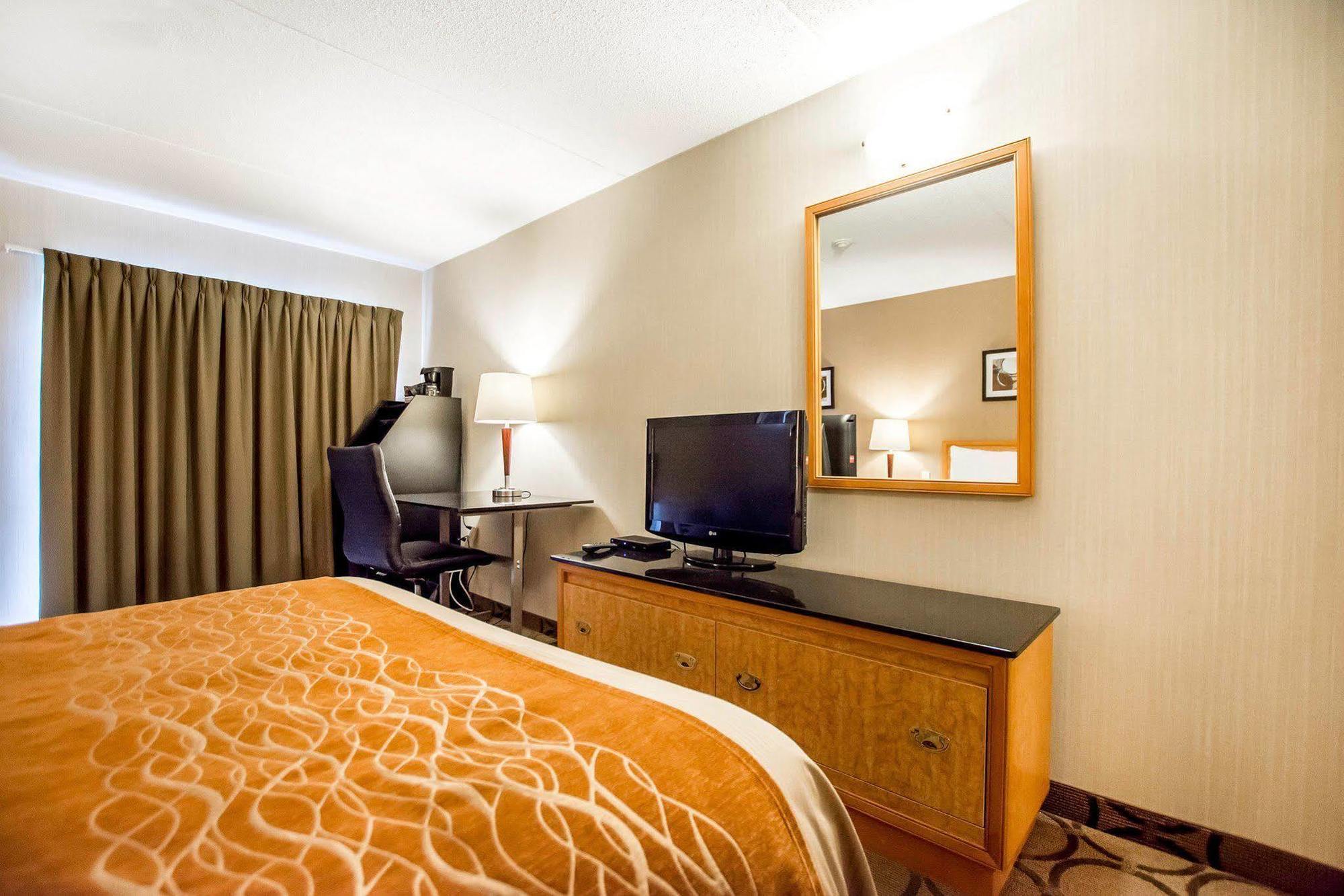 Comfort Inn Kirkland Lake Extérieur photo